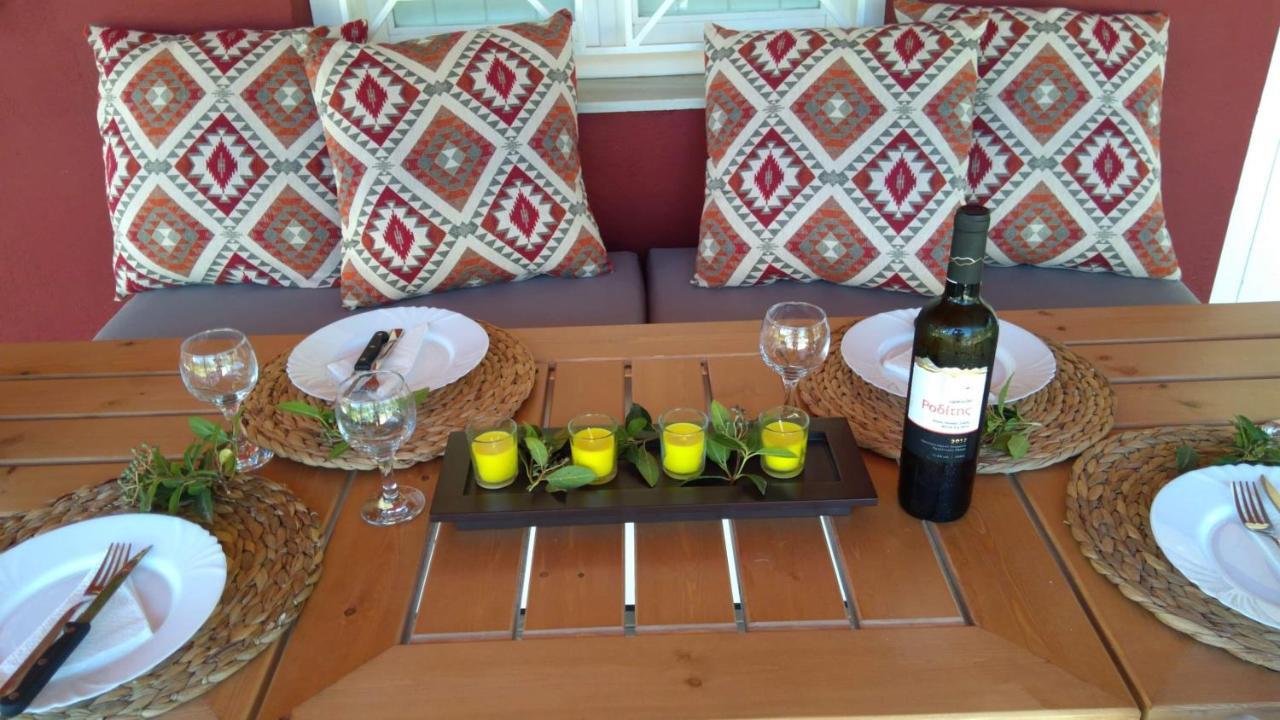 Olive Garden Guest House Kyparissia Bagian luar foto