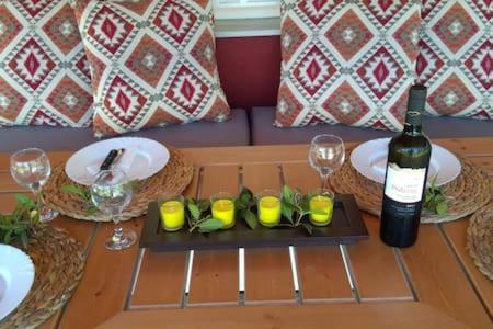 Olive Garden Guest House Kyparissia Bagian luar foto