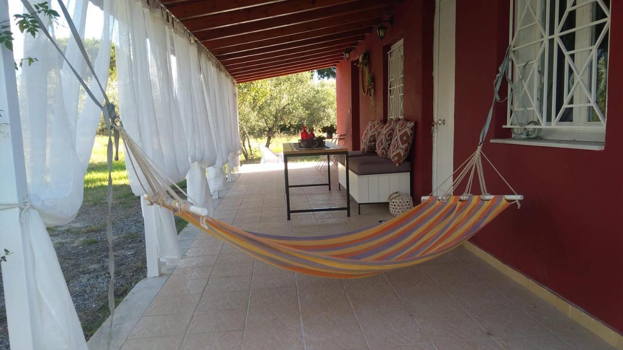 Olive Garden Guest House Kyparissia Bagian luar foto