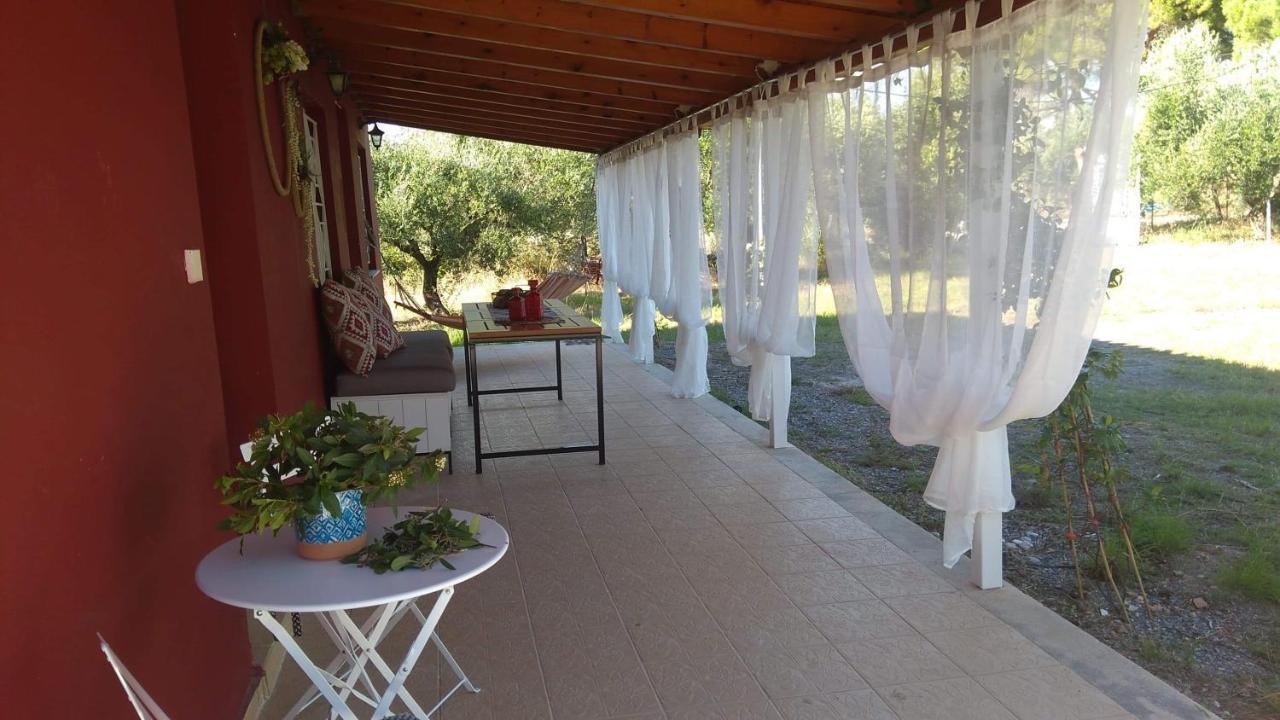 Olive Garden Guest House Kyparissia Bagian luar foto